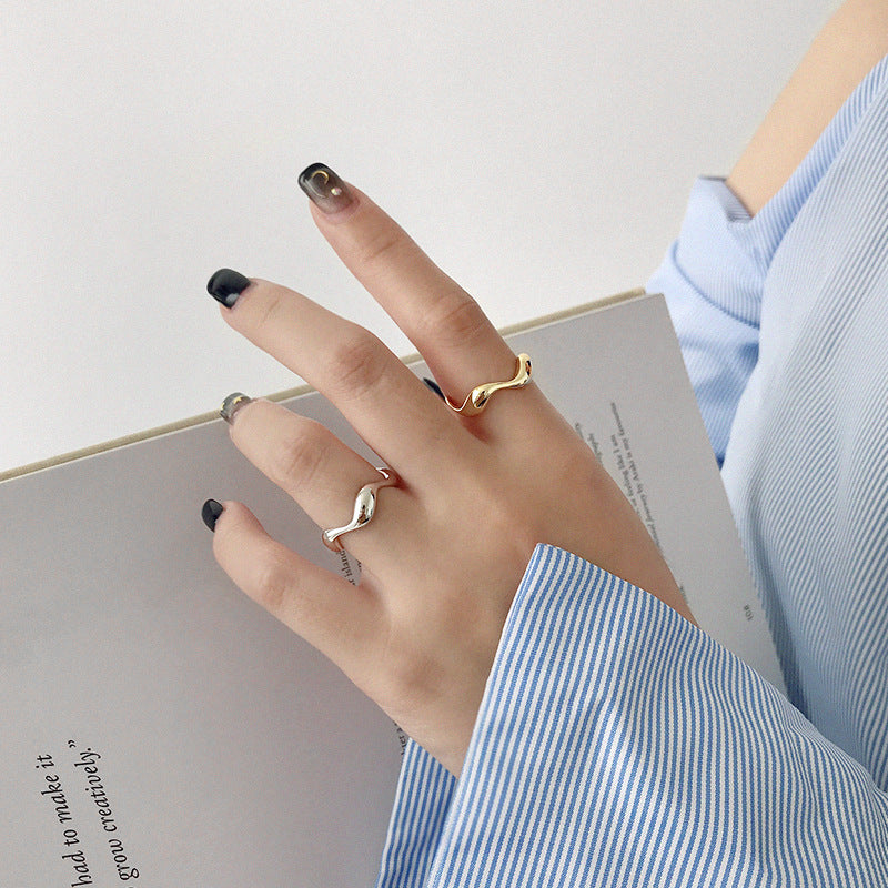 INS Minimalist Irregular Wave-Pattern Polished Womens Ring